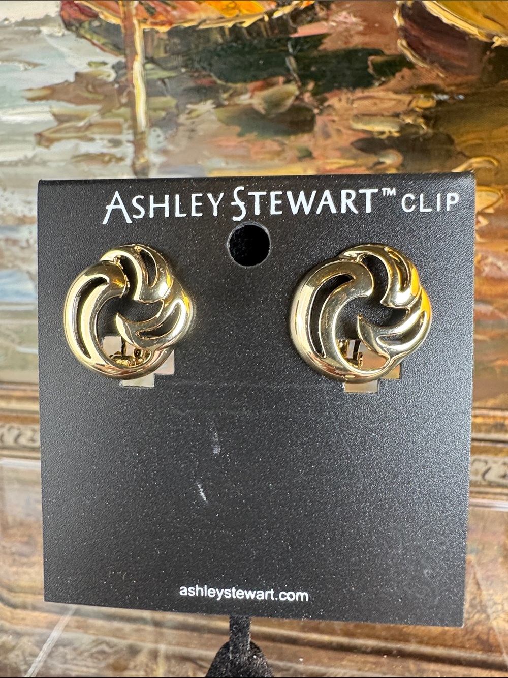 0692-Ashley Stewart Gold Swirl Clip-On Earrings